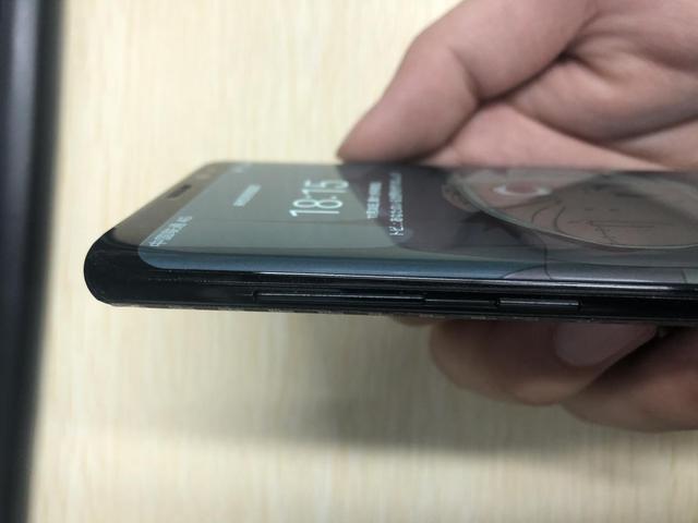 三星s8价格走势(曾经的安卓机皇三星Galaxy S8直遇跳水，从7000元直接降到1000元)