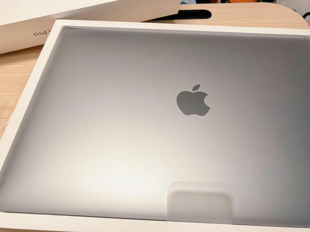 京东教育优惠怎么弄(MacBook Pro教育优惠｜使用一天感受)