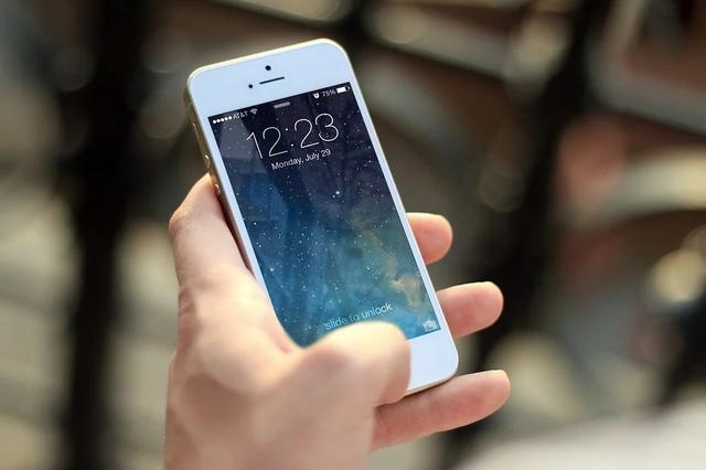 iphone5s(不忘8年老用户！iPhone 5s/6更新系统：苹果这波良心)