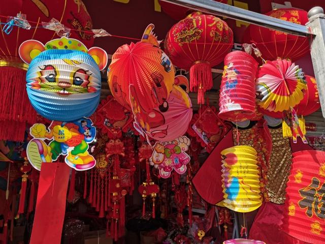 郑州小商品批发市场大全(还未正式开市，郑州市场元宵玩具灯笼销售热，附各大市场开市时间表)