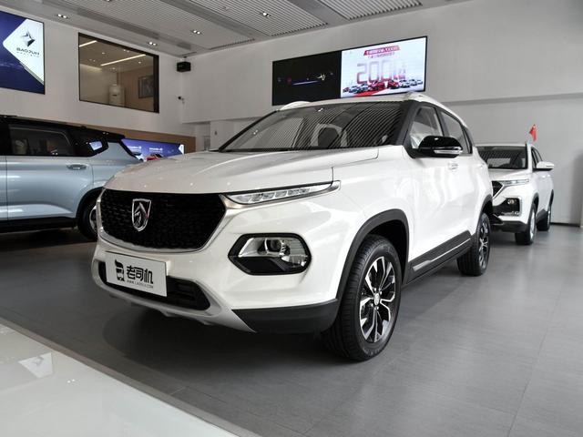 宝骏510(5万零800的SUV，外观高级要啥有啥，实拍宝骏510)