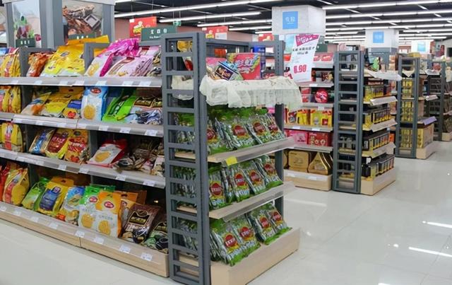 便利店 加盟(快过年了，为什么我建议你现在开一家便利店？)