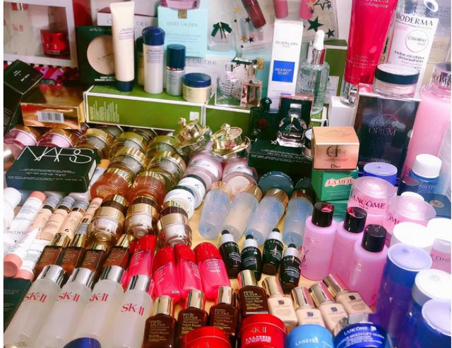 大牌化妆品经典产品(值得入手的5款大牌精华：雅顿金胶抗初老，兰蔻小黑安瓶无限回购)