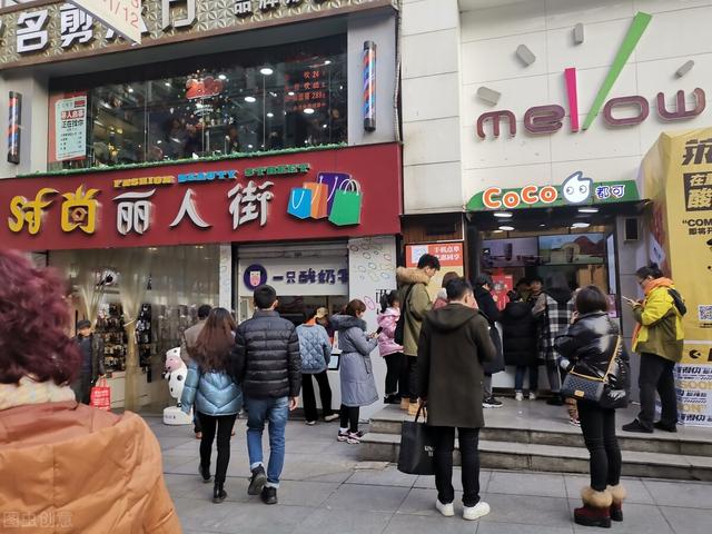 个体户食品经营许可证到期了怎么办(老板看过来，快看看你的食品证有效期是否将至？)
