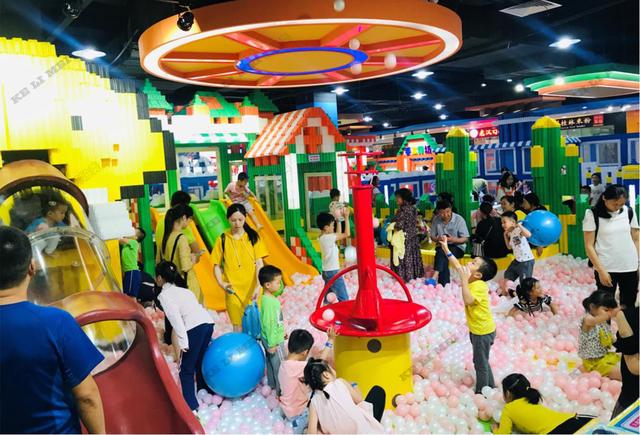 几百元加盟项目(积木乐园加盟多少钱？选择什么儿童游乐设备比较好？)