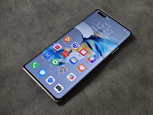 华为mate40pro(不吹不黑，两年前的华为Mate40Pro，相当于现在什么档次的手机？)