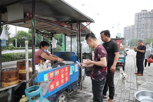 现在支付宝转账限额多少(3月1日马上来了，支付宝突然宣布调整“转账”新规，小商贩有福了)