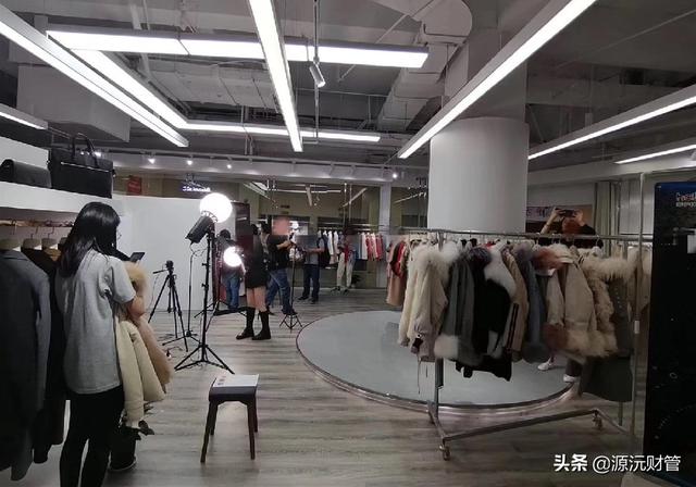 主播接广告多少钱(网红直播公司找代理记账机构做账需要多少钱一个月)