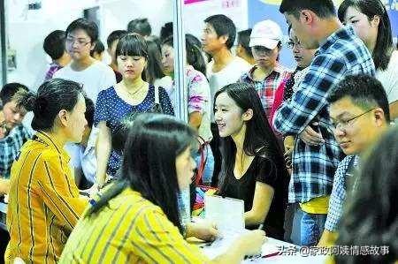 没学历做什么工作自由又挣钱(年轻人没学历，除了销售，还能做什么可以月入上万？)