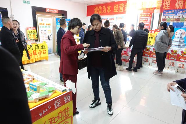 药店提高销售的10种方法(七个步骤让你的药店日销售从3K提升到8K+元，店员人均工资+660)