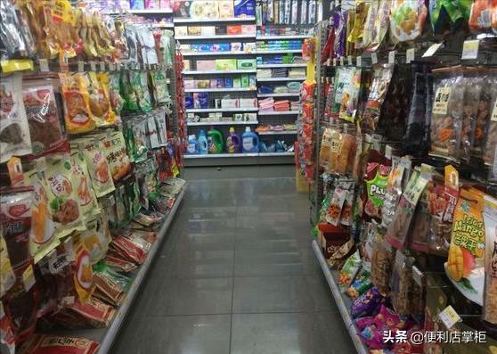加盟便利店费用一共需要多少钱(《便利店创业录》六：加盟的便利店钱大头花在哪里？)
