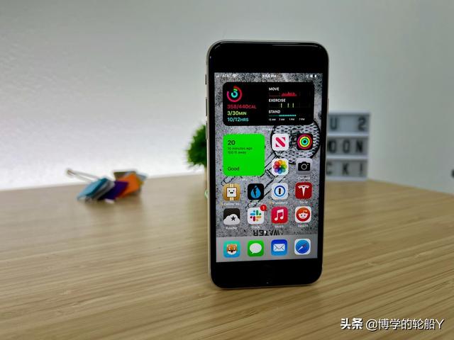 iPhone SE（2022）：与iPhone 13 Pro Max一样快，但价格只有一半(hiphone SE 后置摄像头和闪光灯)