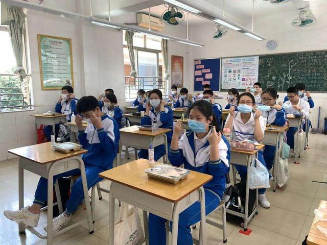 退学申请家长同意书格式(河北：一名初三男生成绩差，写下自愿退学书，没吃过苦不懂得珍惜)