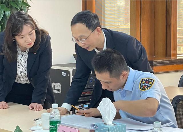 国家关于流产假的规定(女职工服务5年才能生育？四川专项执法行动发现保护女职工权益还得“加一点”)