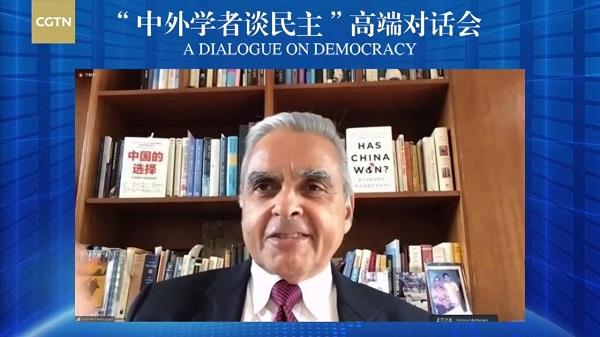 very fashion什么意思(马凯硕：如果世界各国学习美国民主，那问题就大了)