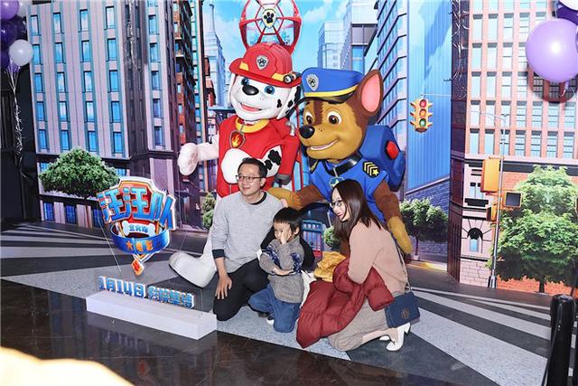 汪汪队人物图片及名字(《汪汪队立大功》首拍大电影 人气角色亮相获追捧)