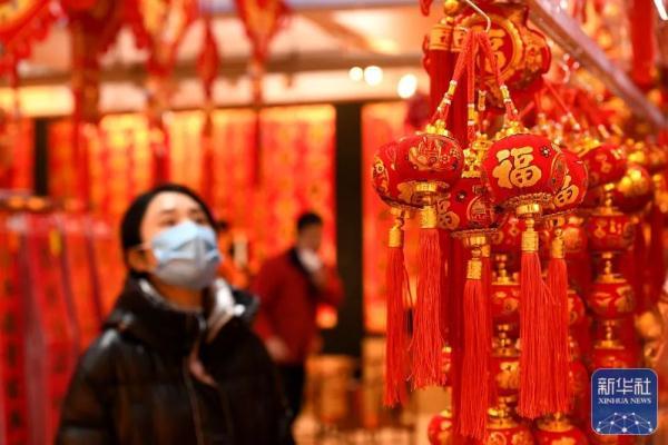 石家庄饰品批发市场(河北石家庄：年货市场年味浓)