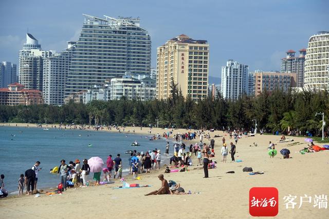 三亚图片风景图片海边(原创组图丨在三亚玩海，“嗨”享春节假期)