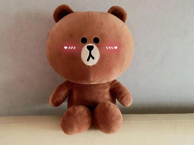 line熊哪个国家(LINE FRIENDS现关店潮，线上“网红”如何线下“长红”？)