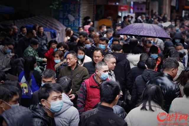 广州服装加工厂集中在哪里(广州“制衣村”：天气阴冷制衣旺季迟到，老板工人节后抢先开工)