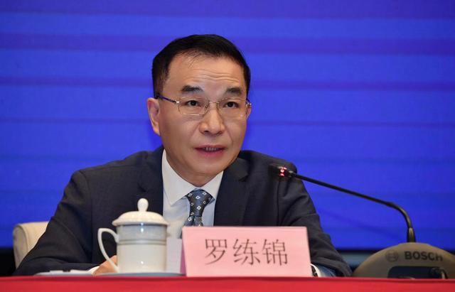 唯品会领劵(广东：今起至9月向群众发放消费券，可直接抵扣现金)