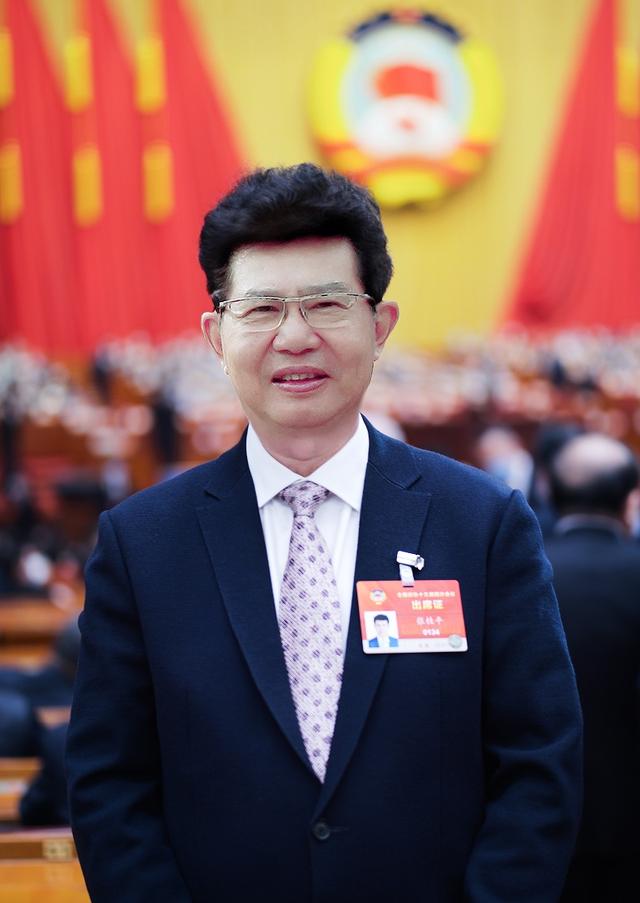苏宁苏宁易购董事长是谁(全国政协委员、苏宁环球集团董事长张桂平：建议进一步提升法治化水平，加强知识产权保护)