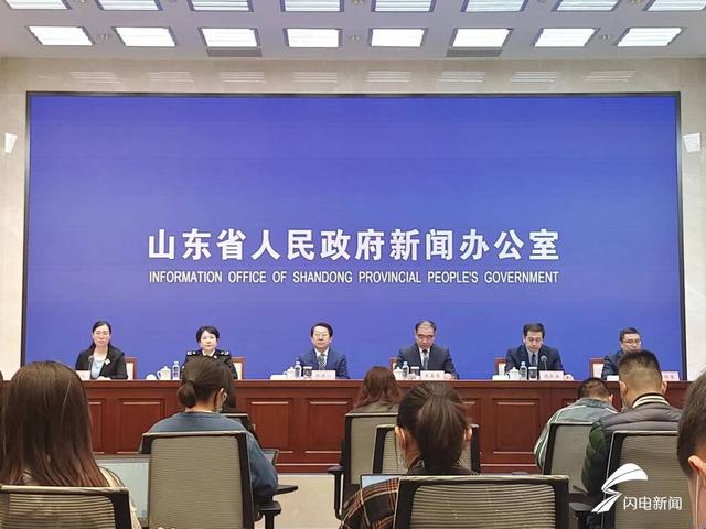网上订票如何退票电话(因疫情改变行程不要自行退票 请第一时间致电客服)