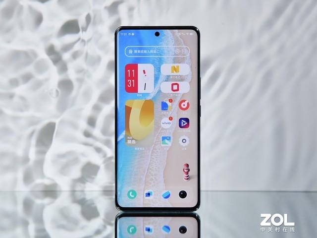 vivo(vivo S15 Pro/小米12X/iPhone 13对比，谁才是真正的全能机？)