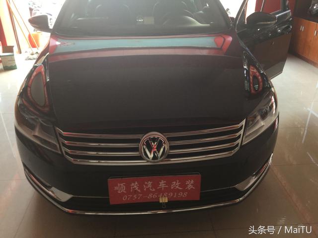 大众低配迈腾升级四透镜，这是要射穿墙的节奏(伟世通透镜)