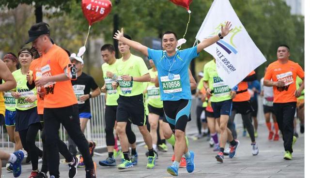 阿迪达斯尺码鞋子(速度决定一切—Adidas CC Sonic Boost阿迪达斯专业跑鞋实战评测)