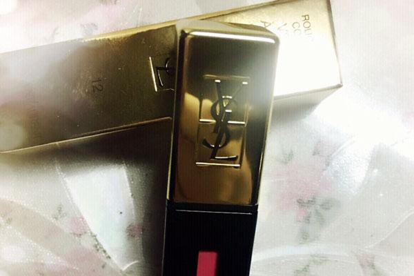 ysl中国官网价格(ysl纯色唇釉多少钱 ysl纯色唇釉专柜价格)