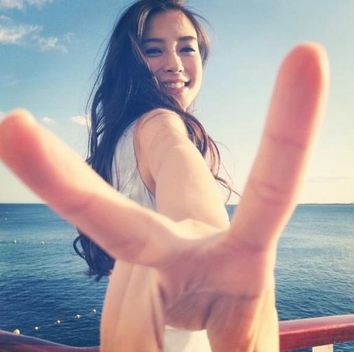 anglebaby怎么念(为什么杨颖要叫Angelababy？这个原因很少有人知道！)