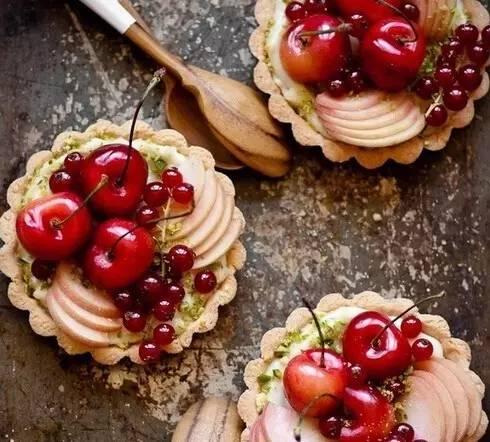 女生一般三围对照表 体重(女性体重对照表，看看你属于哪个档次？)