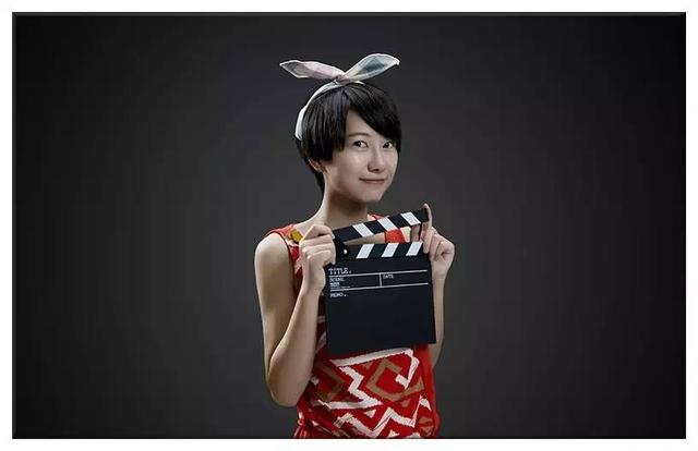 pba化妆品排行榜(融资1000万 她用4款智能硬件 让女生肌肤变得水嫩可人 已售65000台)