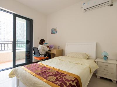 深圳华视传媒(“爱公寓”资金告急凸显行业困境：长租公寓靠“租金差”赚钱难以为继)
