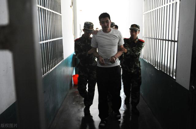 注射死刑全程(注射死刑是什么个过程，用的是毒药？医生：这种药在生活中很常见)