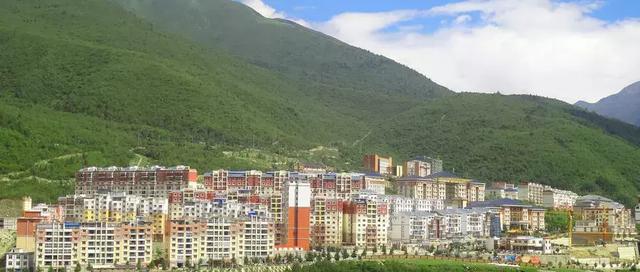 小城市创业项目大全(在小县城创业做什么生意好？这6个一定要知道！（小成本首选）)