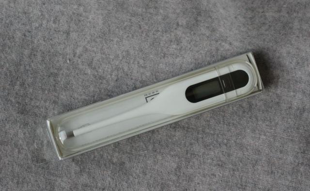 体温表怎么用手甩不掉到归零(米家定制秒秒测体温计试用体验)