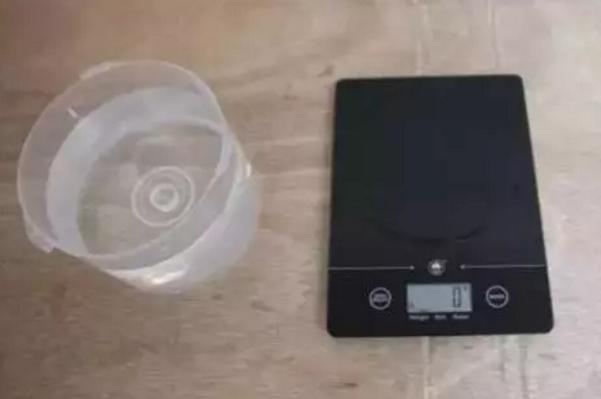 自己在家怎么鉴定玉的真假(玉石鉴别：不用花钱找专家，学会这几招自己在家就能鉴别玉石真假)