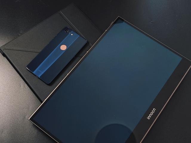 zealer(生产力副屏，游戏机巨幕：INNOCN Q1U 4K OLED便携显示器体验)