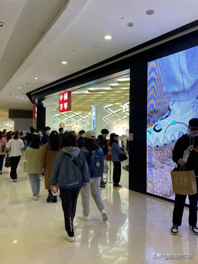 淘宝值得推荐的女装店(优衣库要凉了？​这6家私藏的女装店铺明明更时髦)
