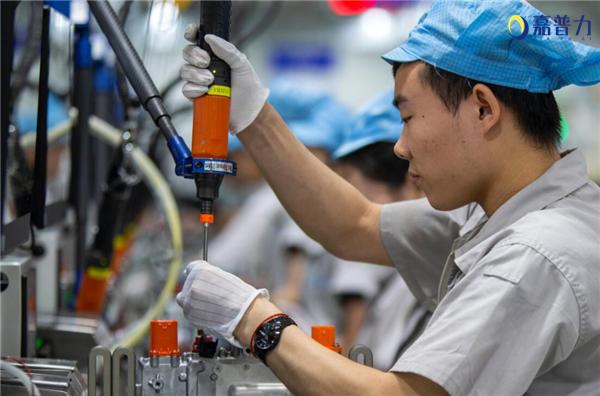 汽车装饰品批发网站(嘉普力汽车易损件供货平台，革新传统汽配批发销售策略)