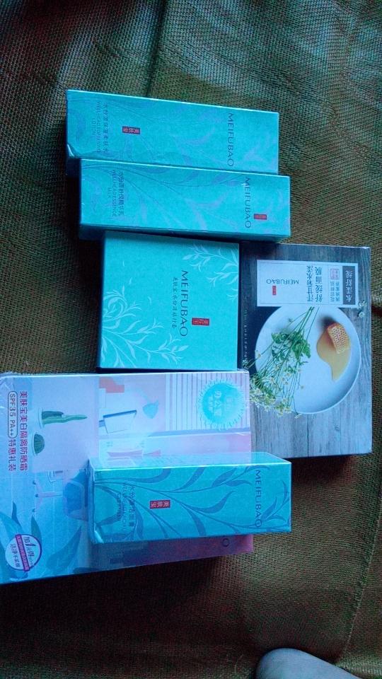 美肤宝怎么样,美肤宝好用吗(美肤宝护肤品有激素吗，美肤宝好用吗)