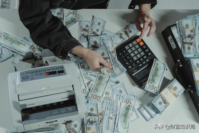 美国债收益率高说明什么(美债收益率飙涨为何是坏事？国债利率不是固定的吗？一文道清原委)