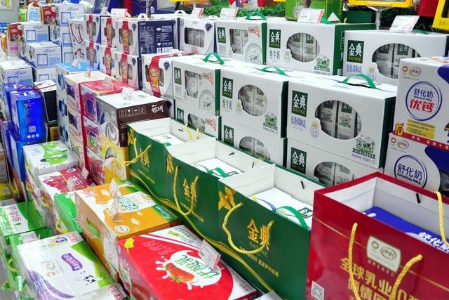 什么牌子酸奶最好(买牛奶，这10个“小牌子”牛奶别放过，都是优质好奶，本地人才懂)