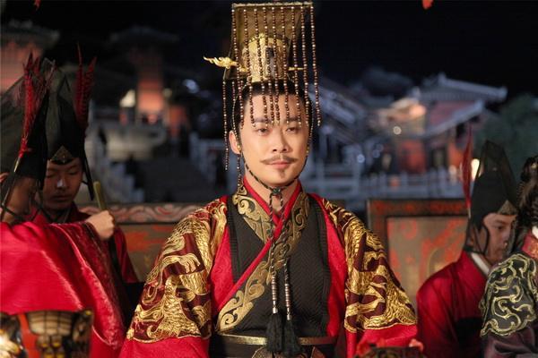 大楚怀王(您知道历史上有两个楚怀王吗？两人还有血缘关系？)