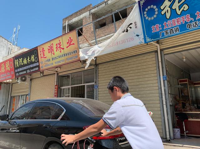 佛珠批发厂家批发(小城大产业｜仙游：当“一串佛珠卖上千万”已成传说)