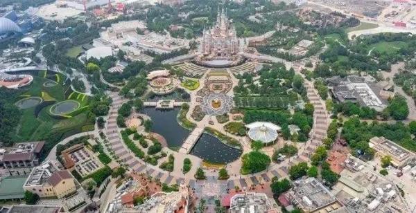 软件乐园最新地址(上海迪士尼“预约等候卡”今起免费领，“云排队”划重点→)