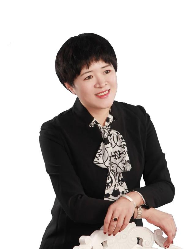 陈文琦 中国人寿(2020福布斯中国保险精英评选暨中国保险大会“年度人气讲师”名单揭晓)