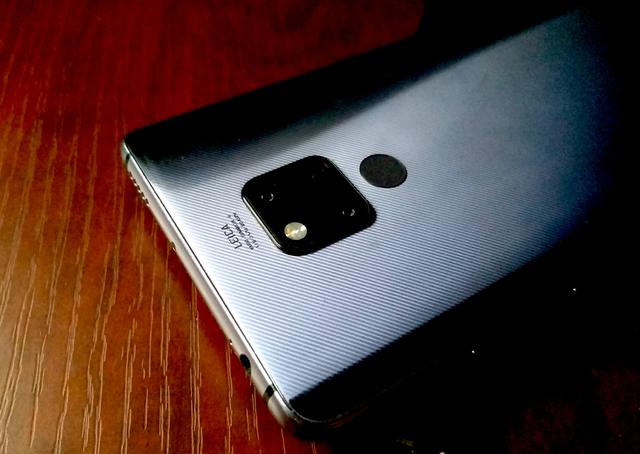 mate20x(华为Mate 20 X上手体验，矩阵多焦影像系统魅力无穷)